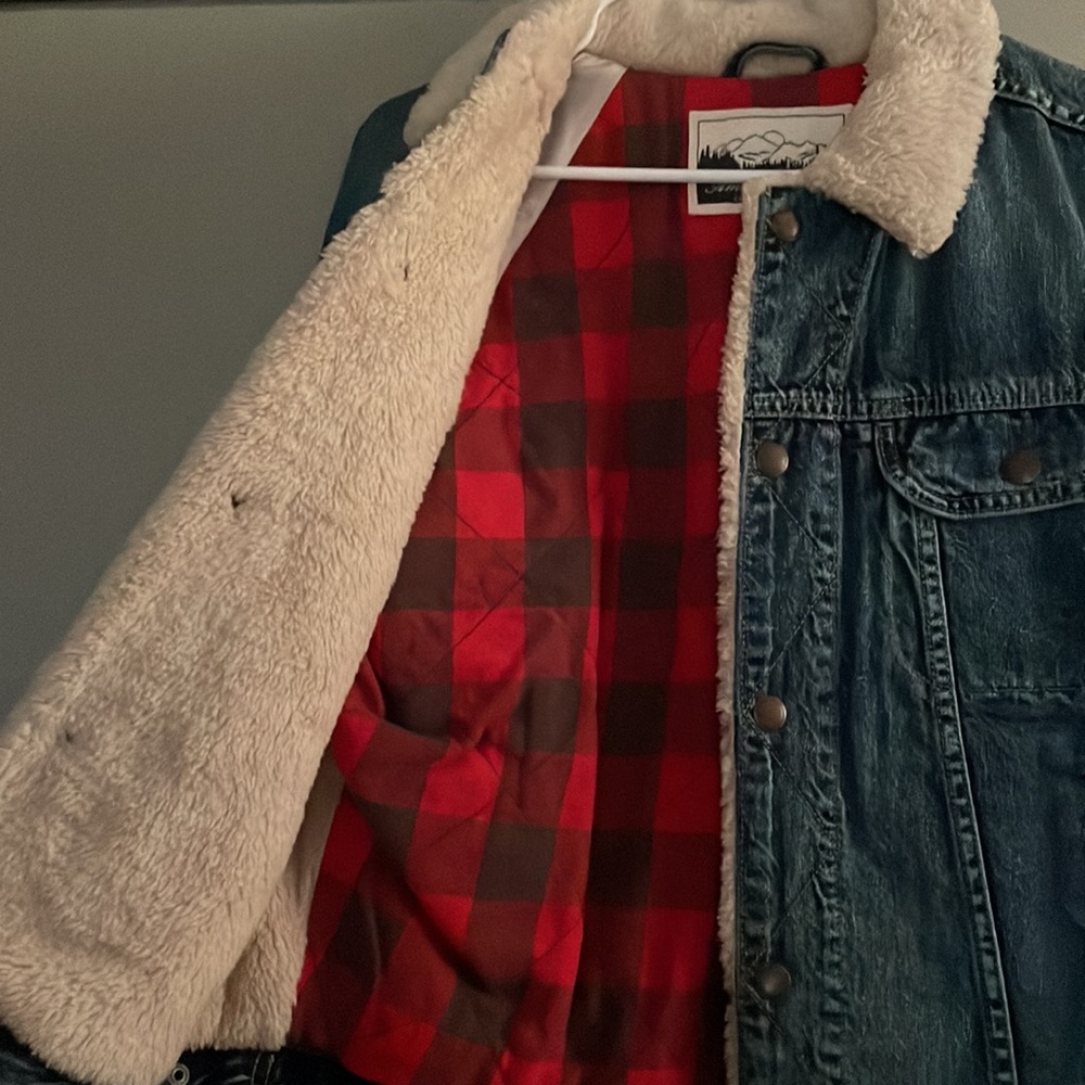 Brand new winter jean jacket - Picture 4 of 7